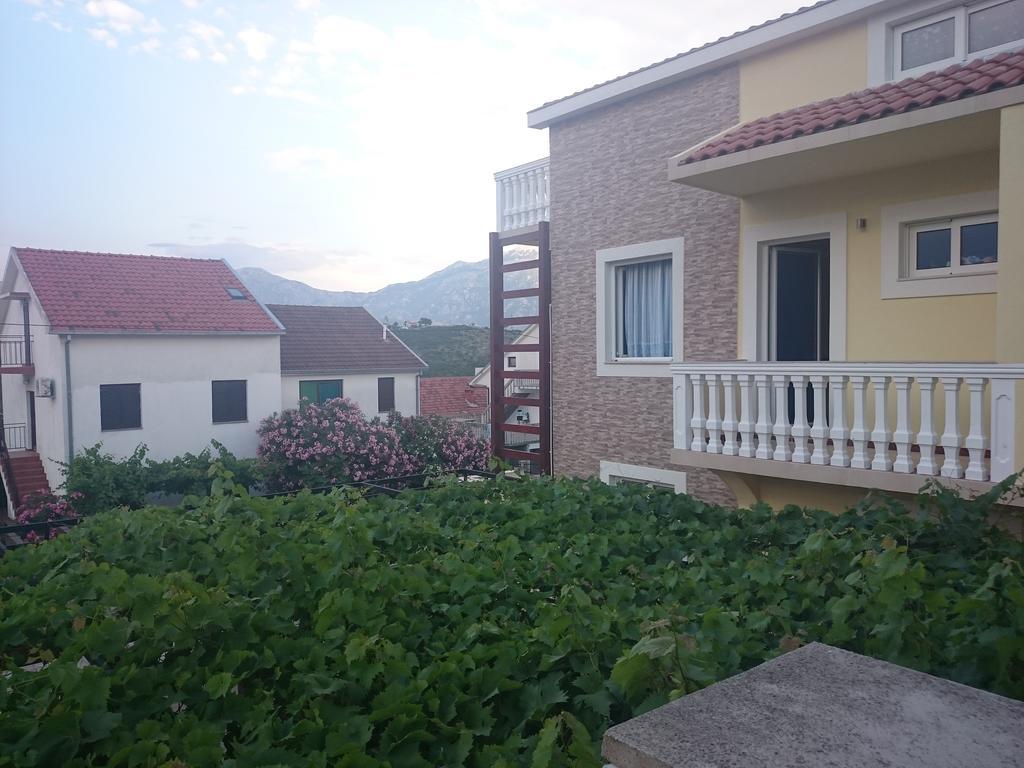 Apartments Sandra Tivat Extérieur photo