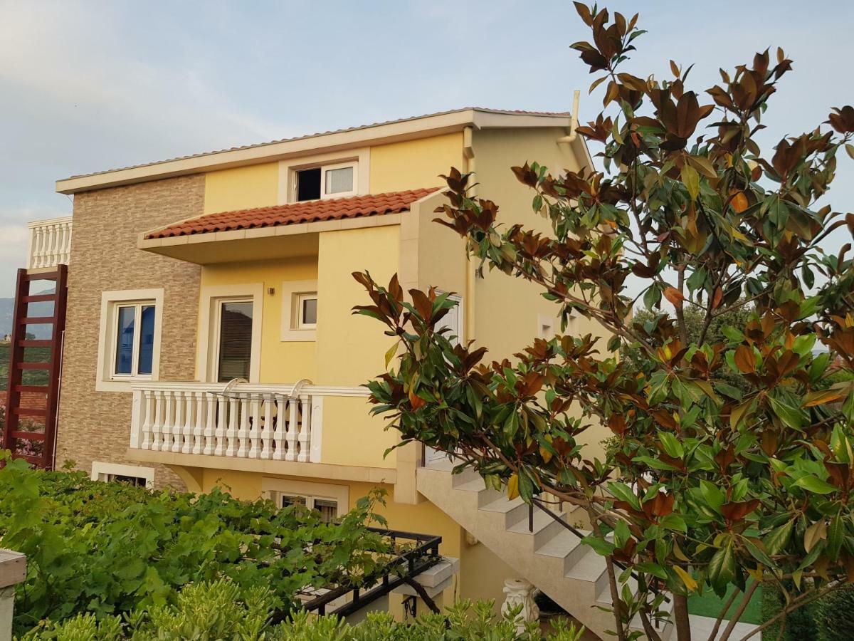 Apartments Sandra Tivat Extérieur photo